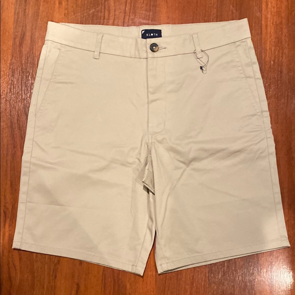 KlothbMen's Tan Shorts